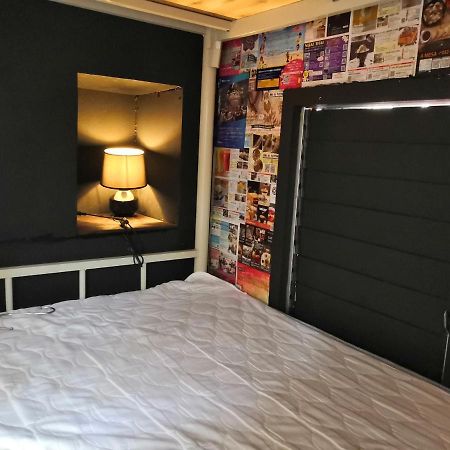 Dee Guesthouse White Sands Lapu-Lapu City Esterno foto