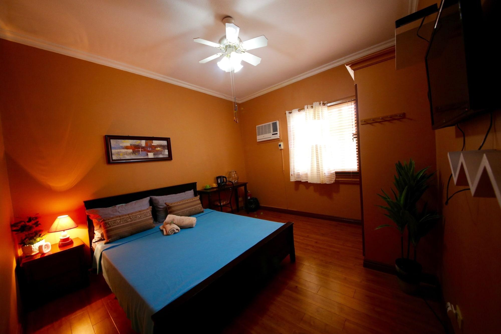 Dee Guesthouse White Sands Lapu-Lapu City Esterno foto