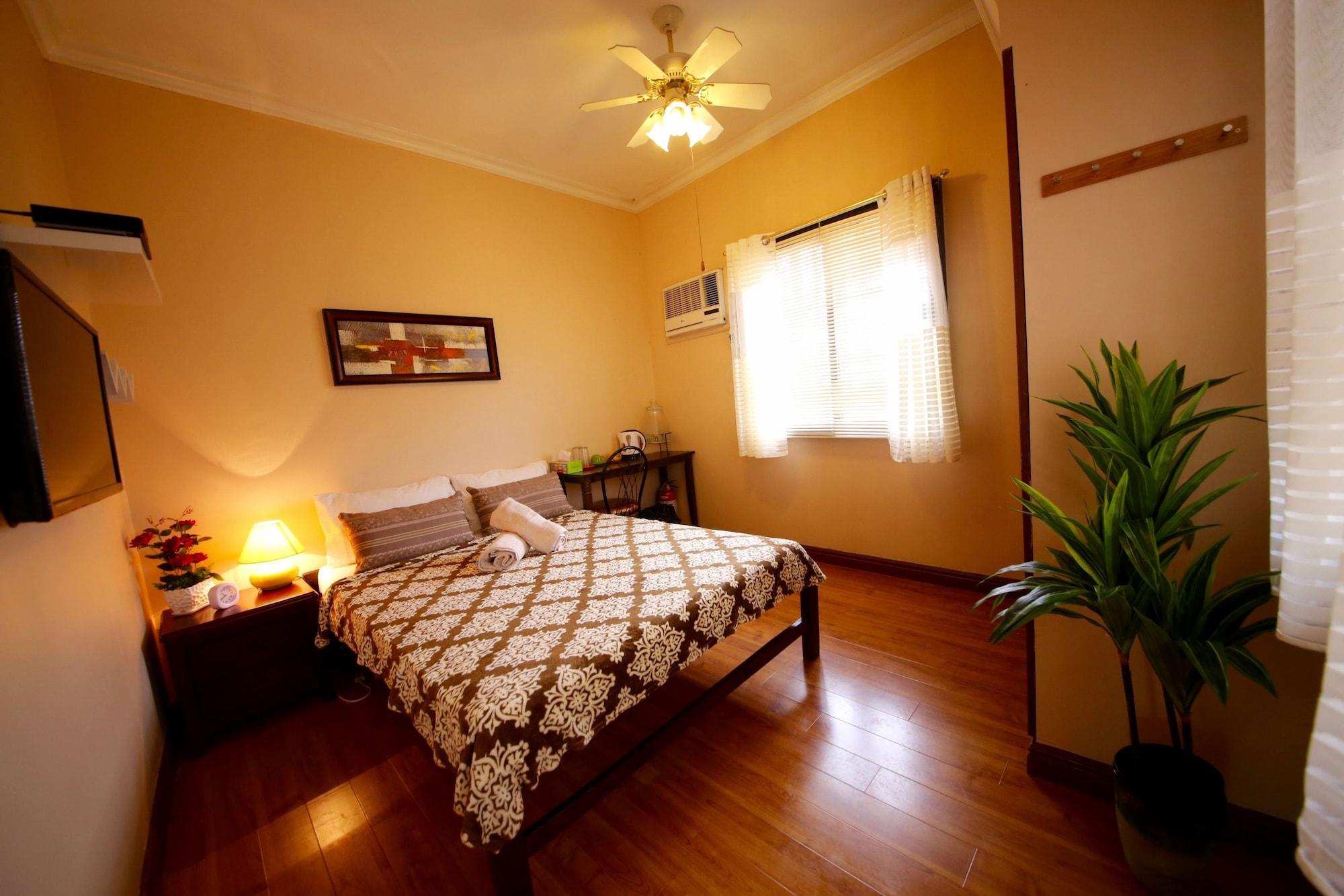 Dee Guesthouse White Sands Lapu-Lapu City Esterno foto