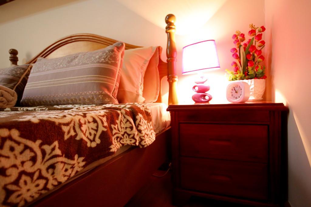 Dee Guesthouse White Sands Lapu-Lapu City Esterno foto