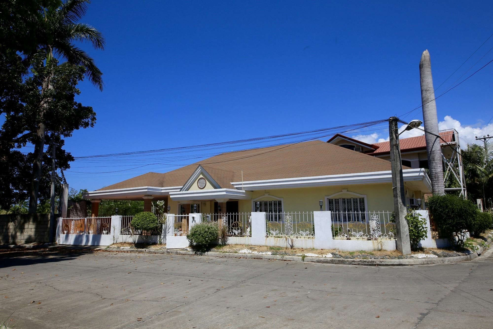 Dee Guesthouse White Sands Lapu-Lapu City Esterno foto